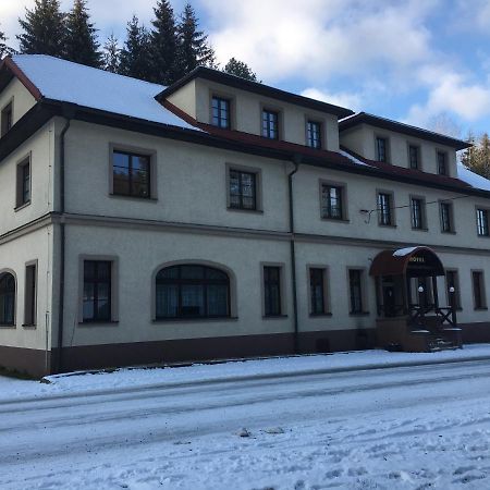 Hotel Salajka Horní Lomná Bagian luar foto